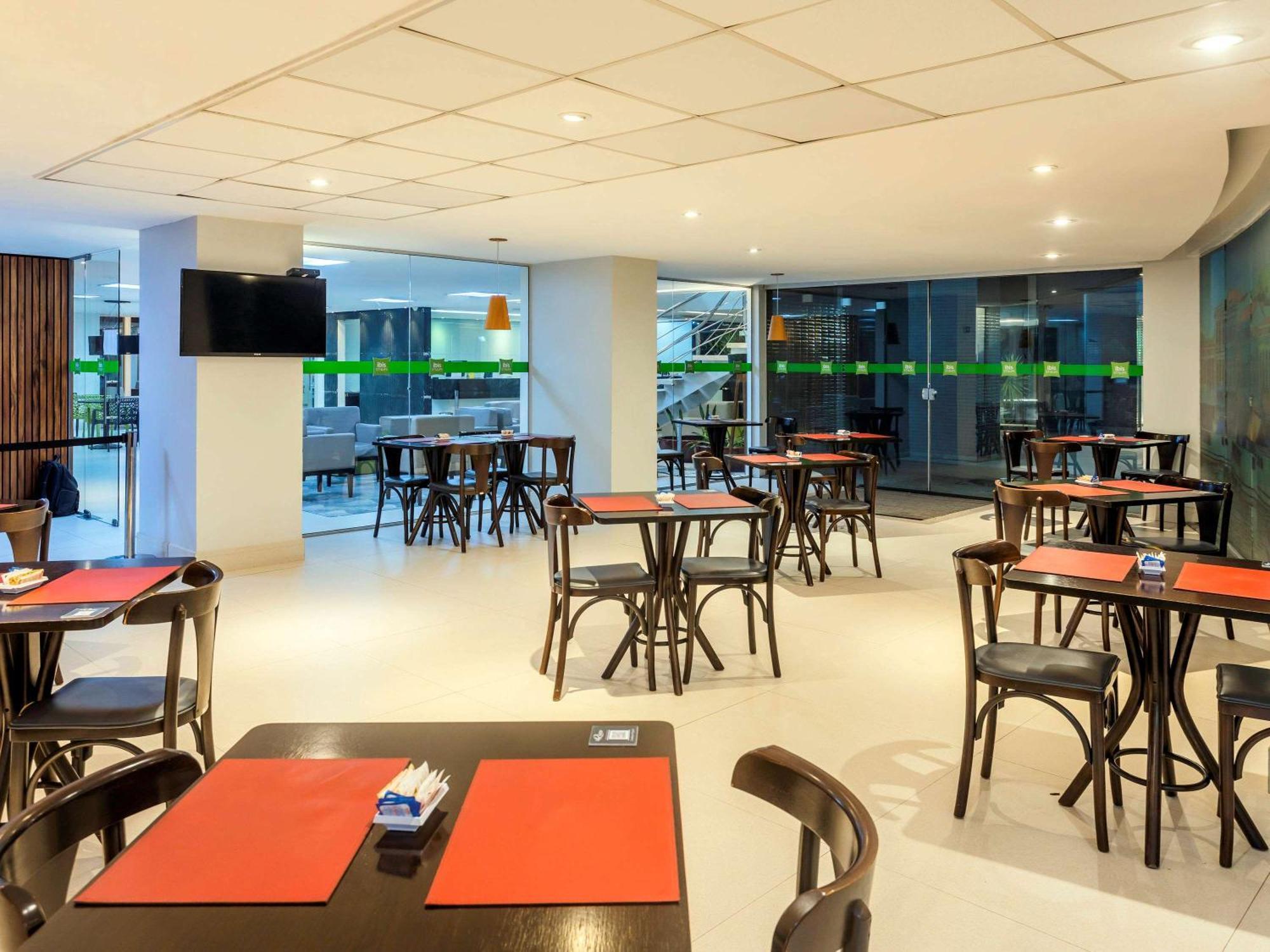 Ibis Styles Belém Hangar Exterior foto